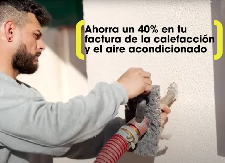 Mejorar el aislamiento de una casa en Segur de Calafell mediante insuflado de celulosa en paredes por el exterior